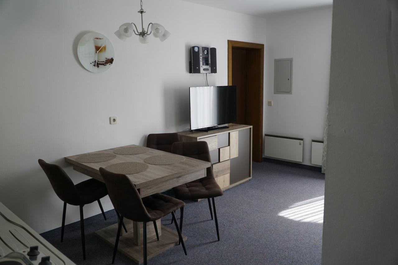 Pension-Ferienwohnung Rotar Faak am See Bagian luar foto
