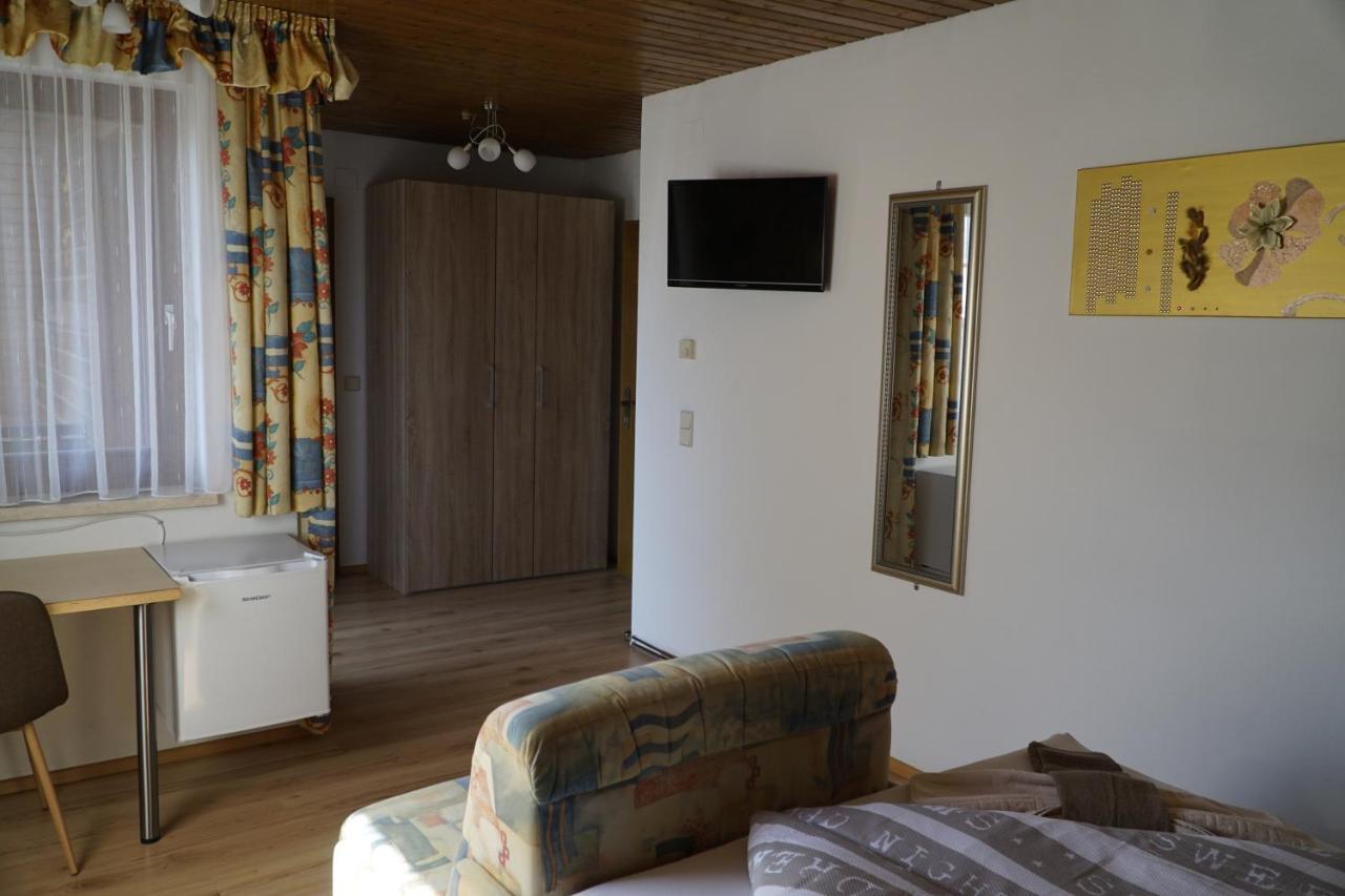 Pension-Ferienwohnung Rotar Faak am See Bagian luar foto