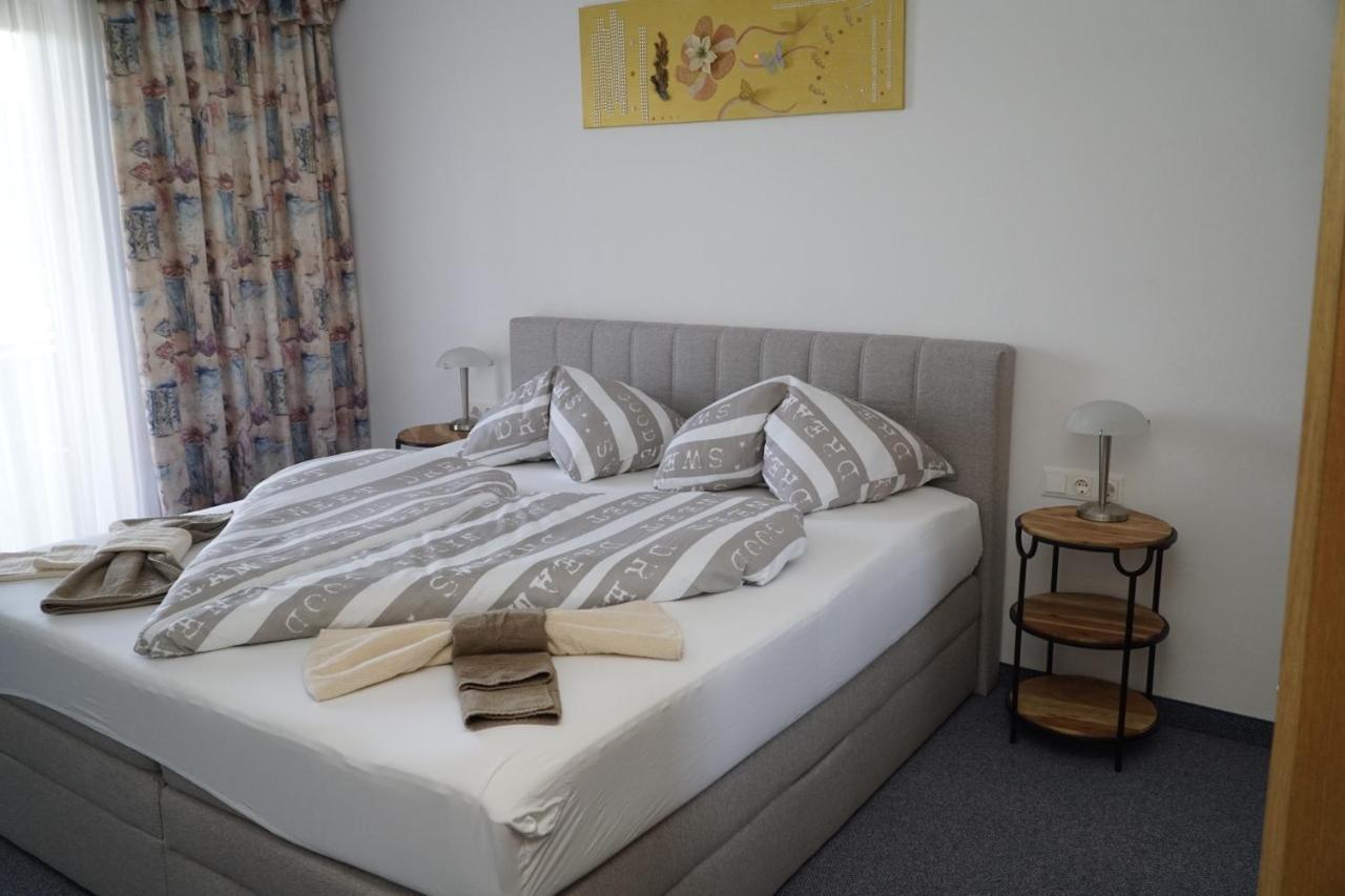 Pension-Ferienwohnung Rotar Faak am See Bagian luar foto