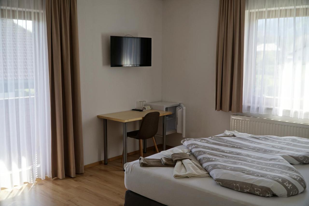 Pension-Ferienwohnung Rotar Faak am See Bagian luar foto