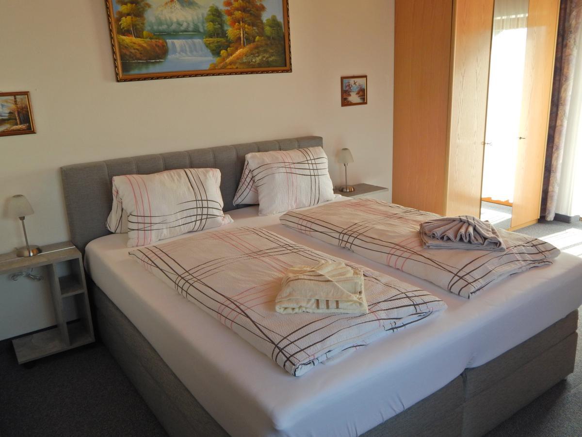 Pension-Ferienwohnung Rotar Faak am See Bagian luar foto